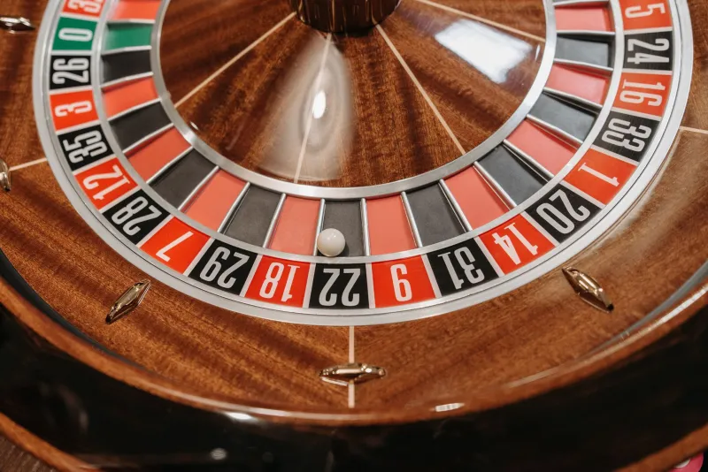 Beat the Book Before It Closes: The Closing Line Value Secret That Separates Winning Bettors from Everyone Else